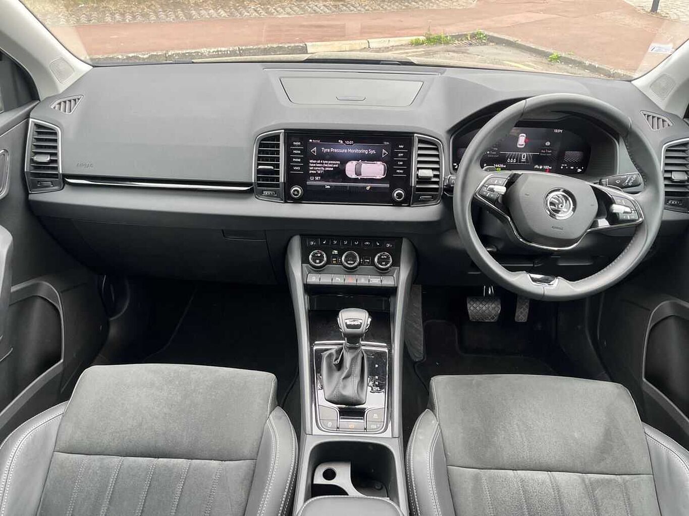 SKODA Karoq 1.5 TSI SE L 5Dr DSG